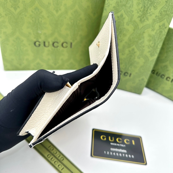 グッチ財布コピー角部分ディテール